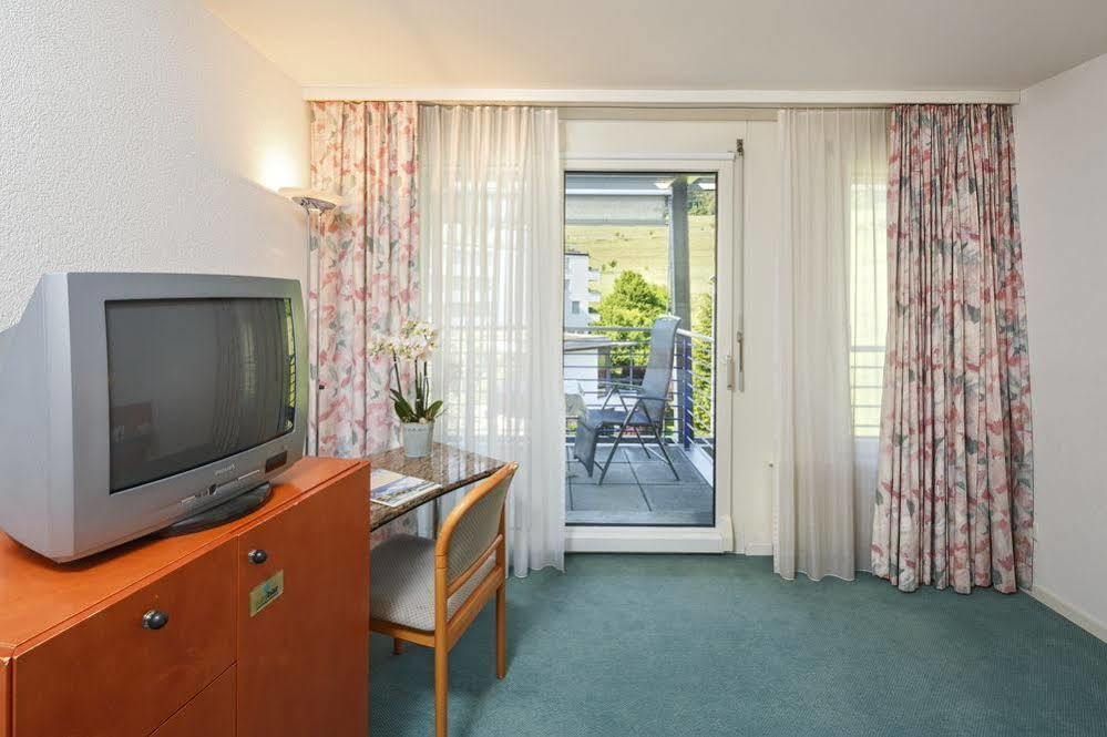 Wellness Hotel Tenedo - Thermalquellen Resort Bad Bad Zurzach Buitenkant foto