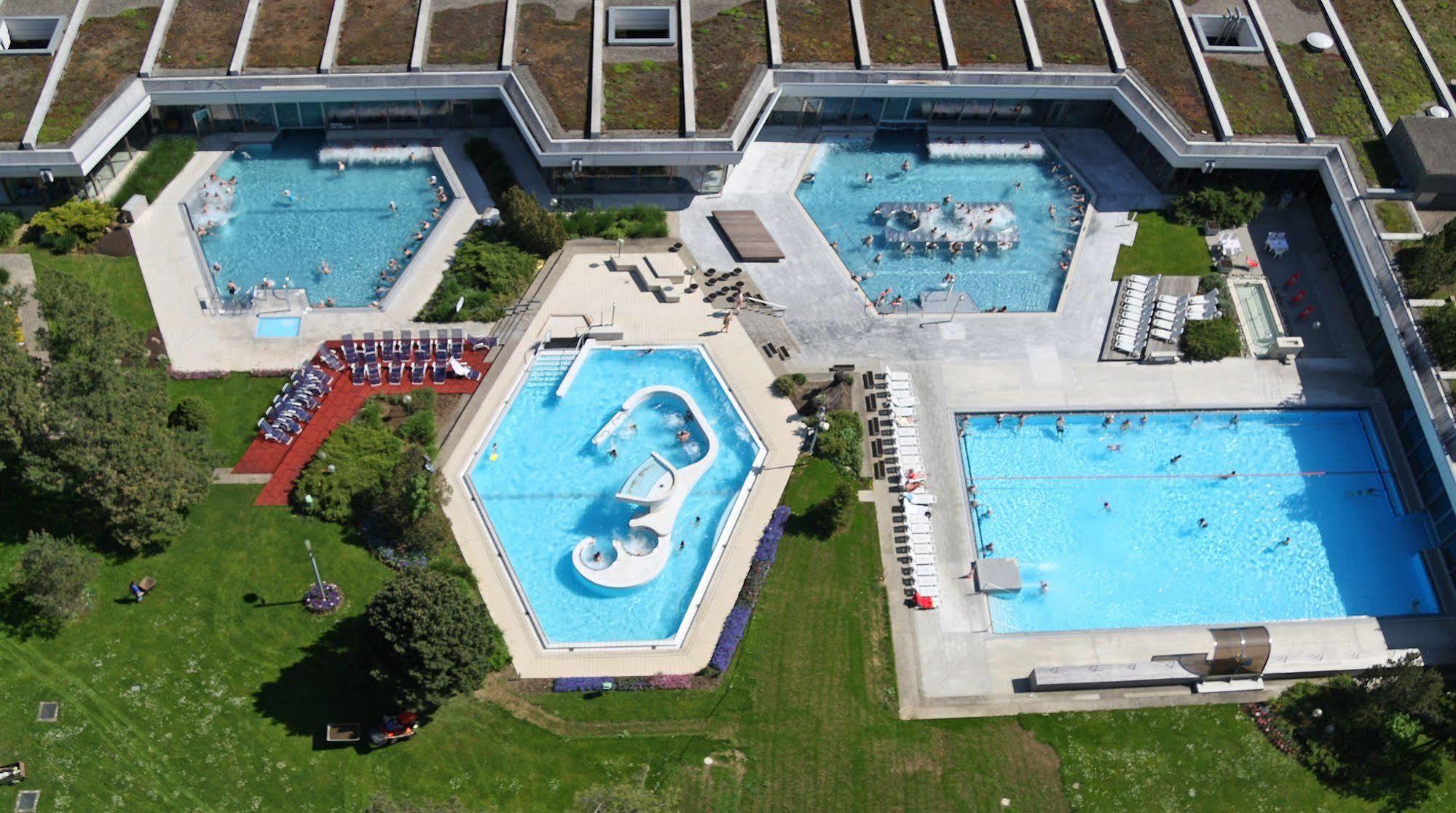 Wellness Hotel Tenedo - Thermalquellen Resort Bad Bad Zurzach Buitenkant foto